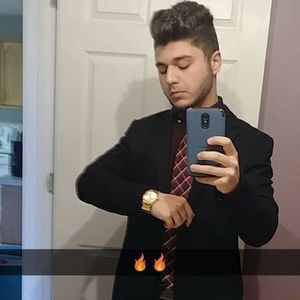 Meet your Posher, Milad